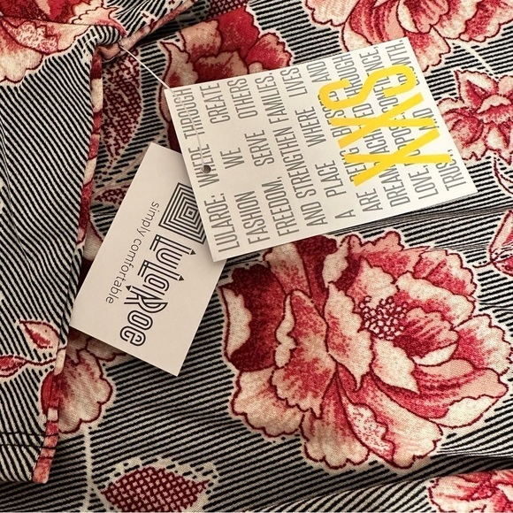 LulaRoe Irma Black Gray Stripes Pink Red Roses Floral Tunic High Low XXS-XS 00-0 - Picture 8 of 16